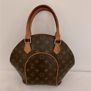 Louis Vuitton Monogram Ellipse PM Hand Bag